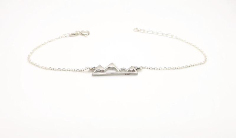 Mountain Peaks Bracelet - Sterling Silver Travel Inspired Link Charm Jewelry