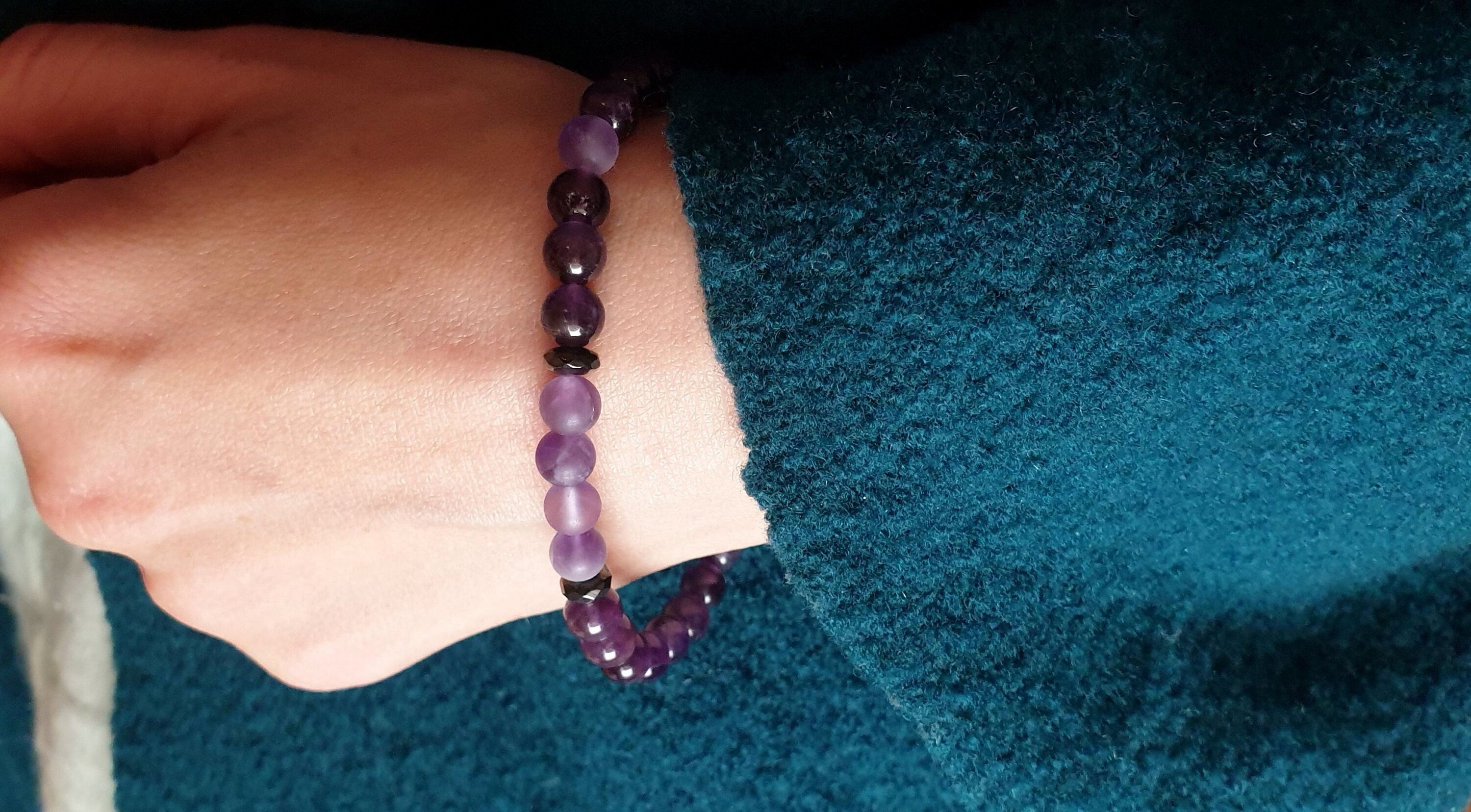 Amethyst Beaded Bracelet - Natural 6mm Gemstone Jewelry With Matt Frosted Beads