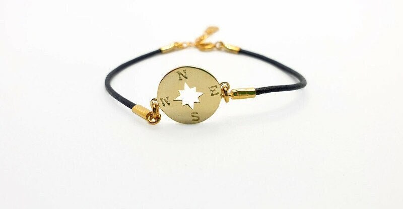 Wind Rose Bracelet – Adjustable Silver Or Gold Plated Leather Cord Jewelry