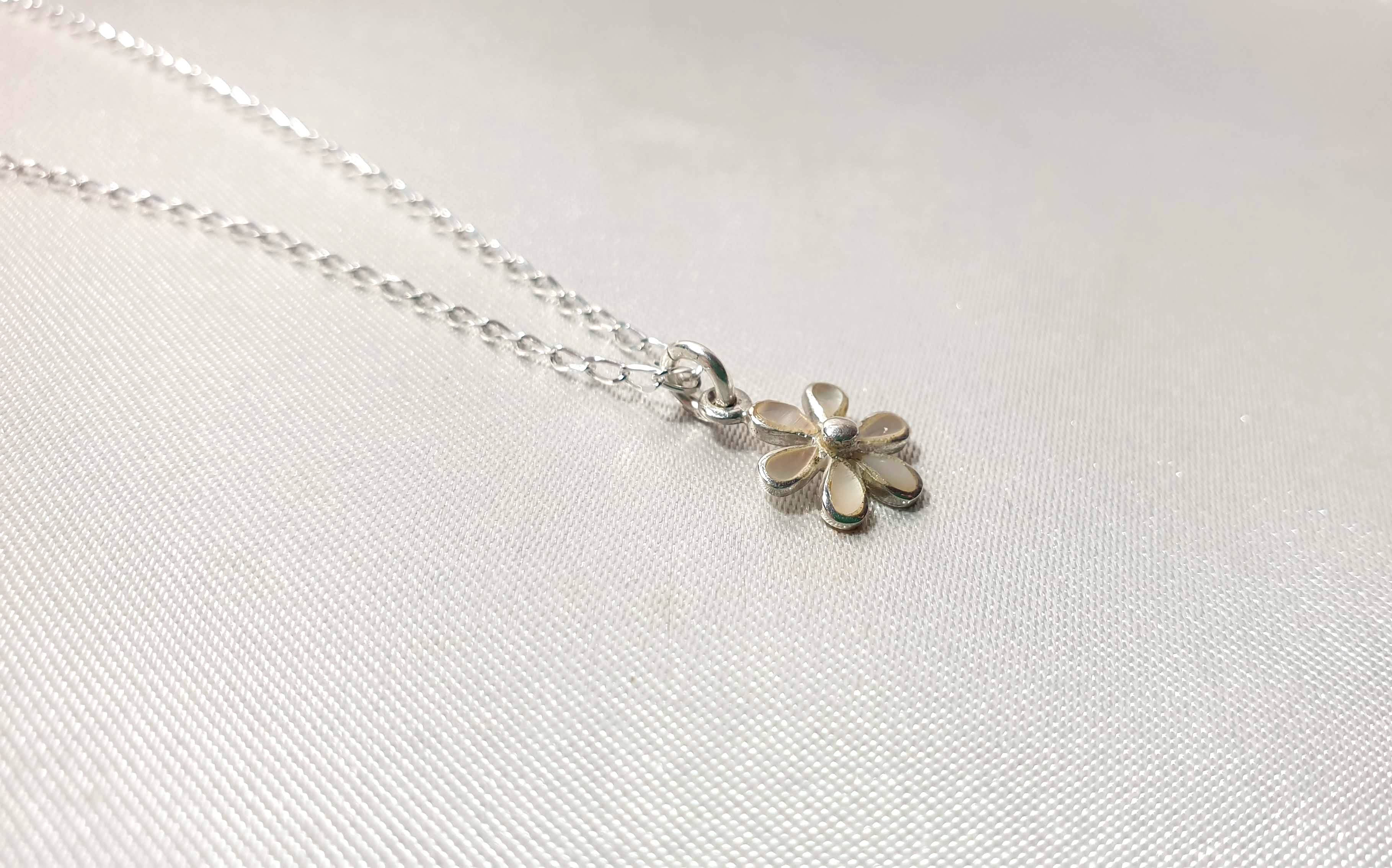 Mother Of Pearl Nacre Flower Necklace: Sterling Silver Floral Pendant with the Chain
