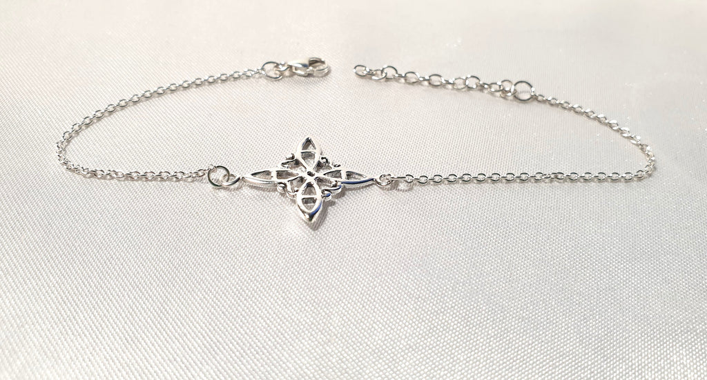 Sterling Silver Witch's Knot Bracelet, Dainty Minimalist Chain Jewelry, Protection Amulet