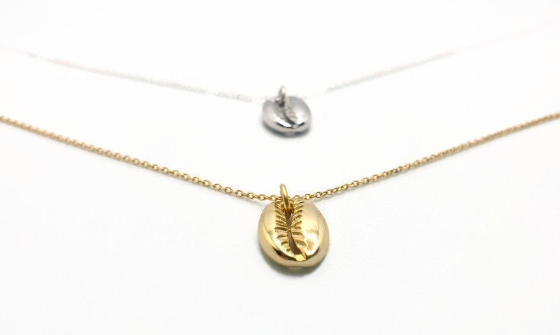 Scallop Sea Shell Necklace – Delicate Shell Pendant Necklace With Sterling Silver Chain