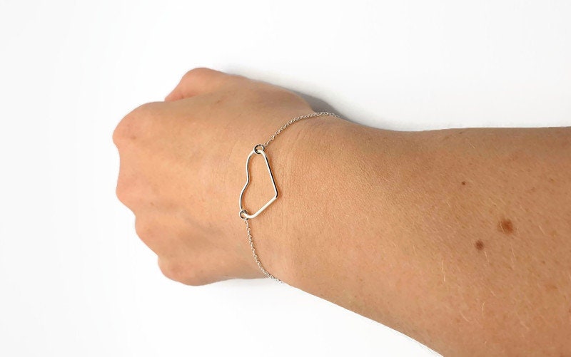 Heart Geometric Minimalist Bracelet, Sterling Silver Charm Chain Link Bracelet, Minimalistic Jewelry