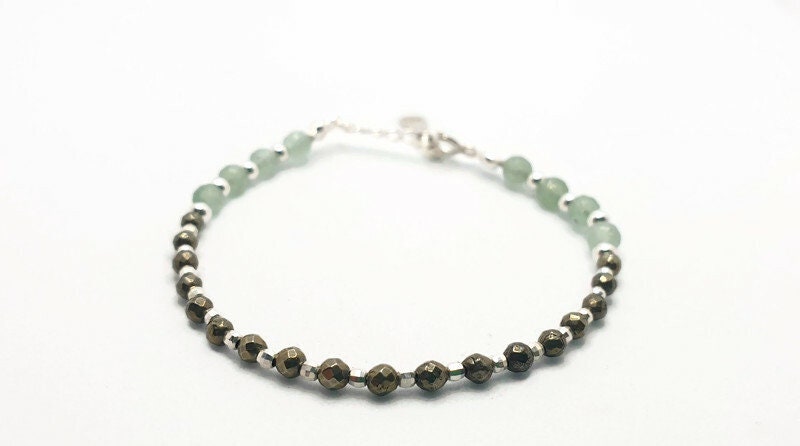 Aventurine Hematite Bracelet – Handcrafted Beaded Natural Gemstone Wrist Accessory