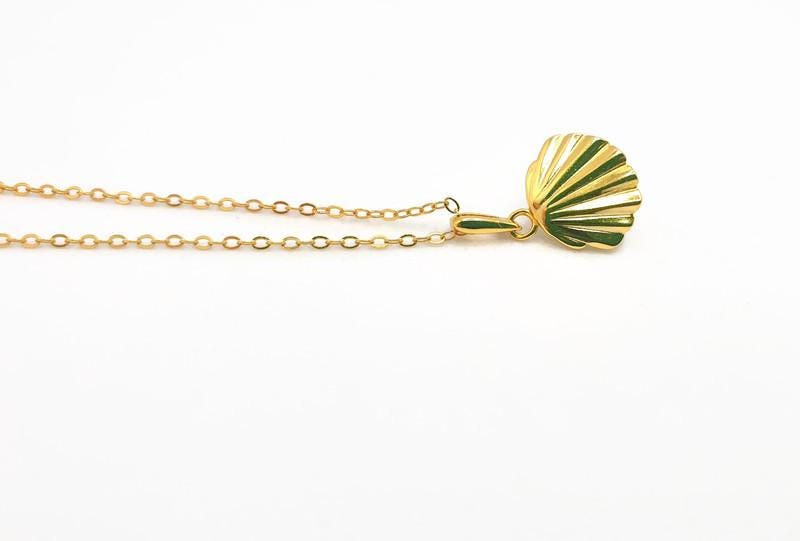 Seashell Pendant Necklace – Gold Plated Silver Chain with Cultured Pearl Jewelry