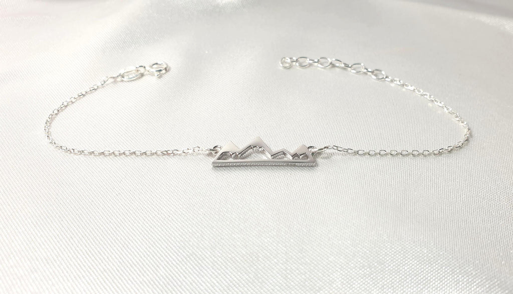 Mountain Peaks Bracelet - Sterling Silver Travel Inspired Link Charm Jewelry