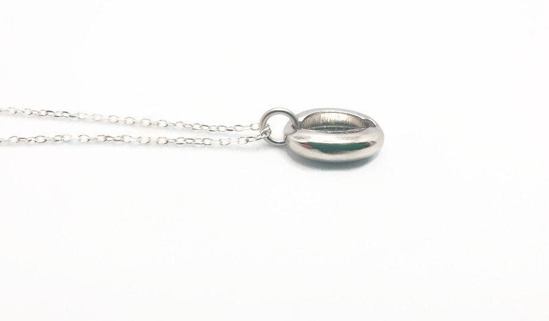 Scallop Sea Shell Necklace – Delicate Shell Pendant Necklace With Sterling Silver Chain