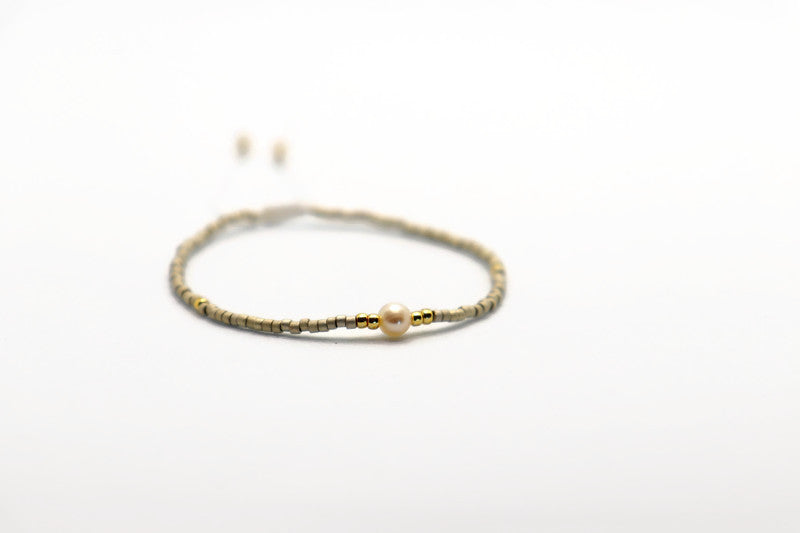 Cultivated Pearl Bracelet – Japanese Seed Beads | Adjustable String Bracelet, Minimalist Boho Style