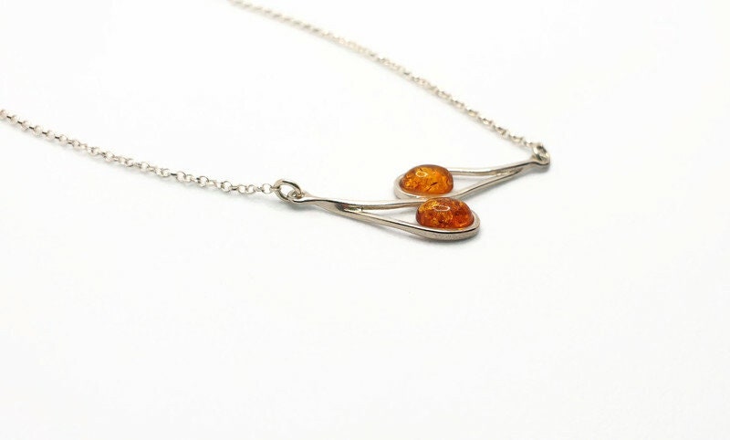 Baltic Amber Necklace – Sterling Silver, Oval Cut Pendant, Honey & Milky Yolk