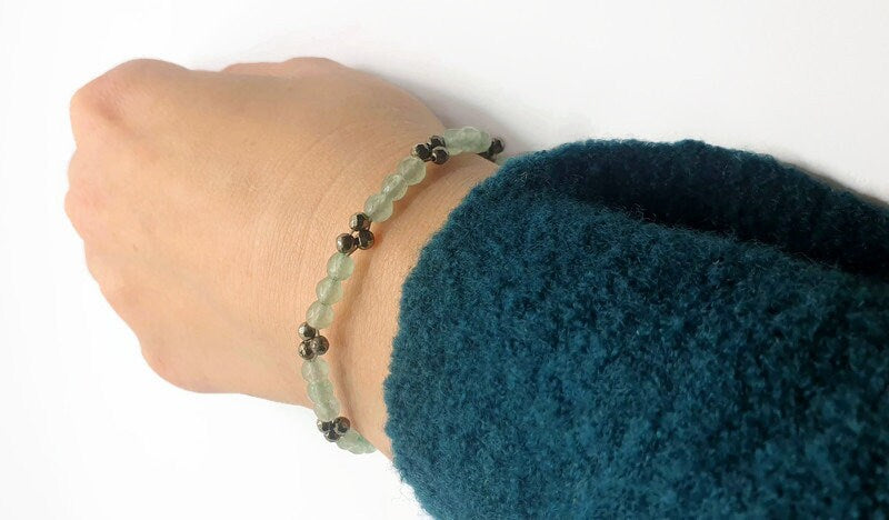 Aventurine Hematite Bracelet – Handcrafted Adjustable Gemstone Beaded Jewelry