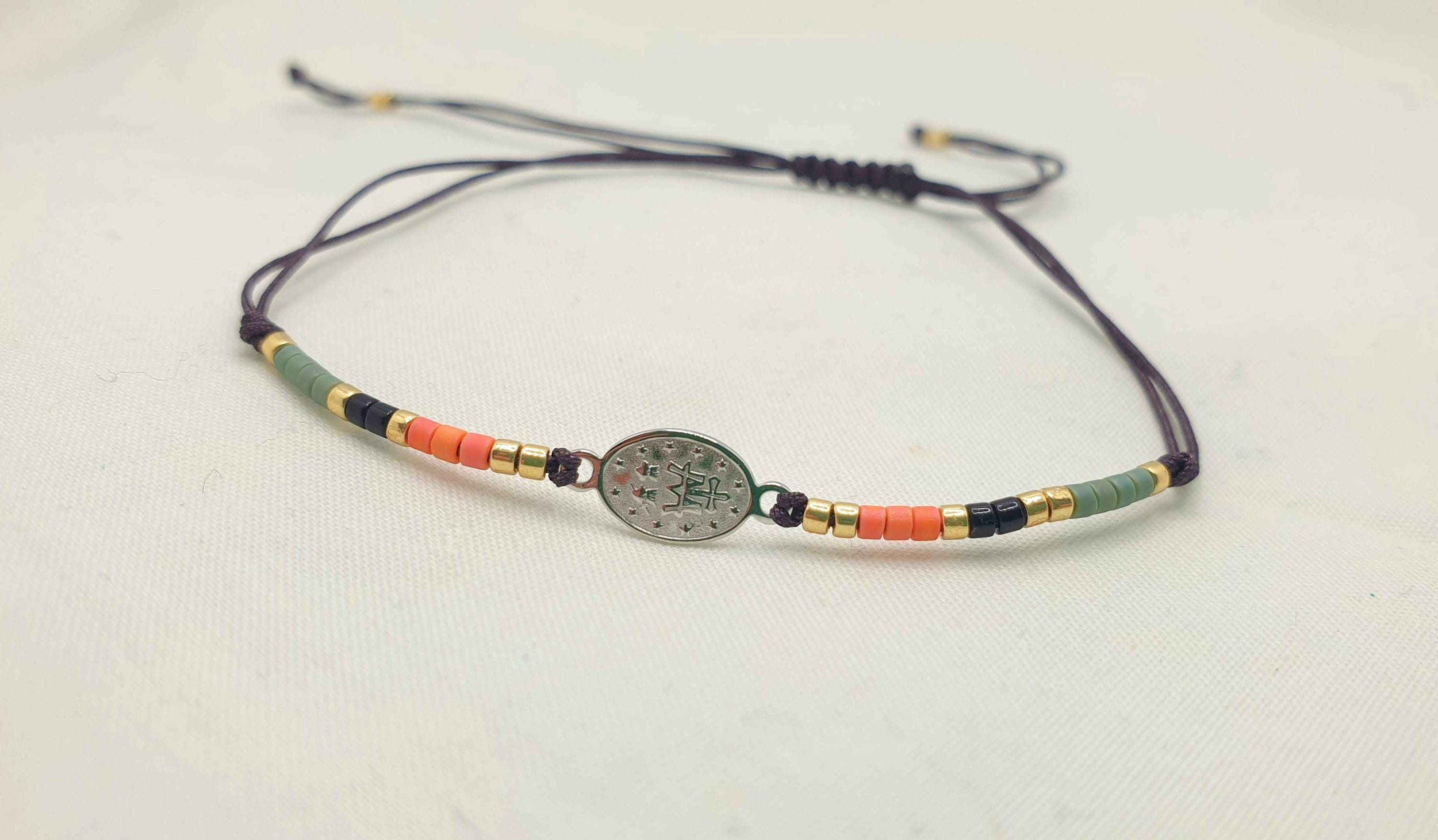 Silver and Japanese Miyuki Seed Beads, Miraculous Mary Medal Bracelet, Adjustable String Threat Silde Bracelet