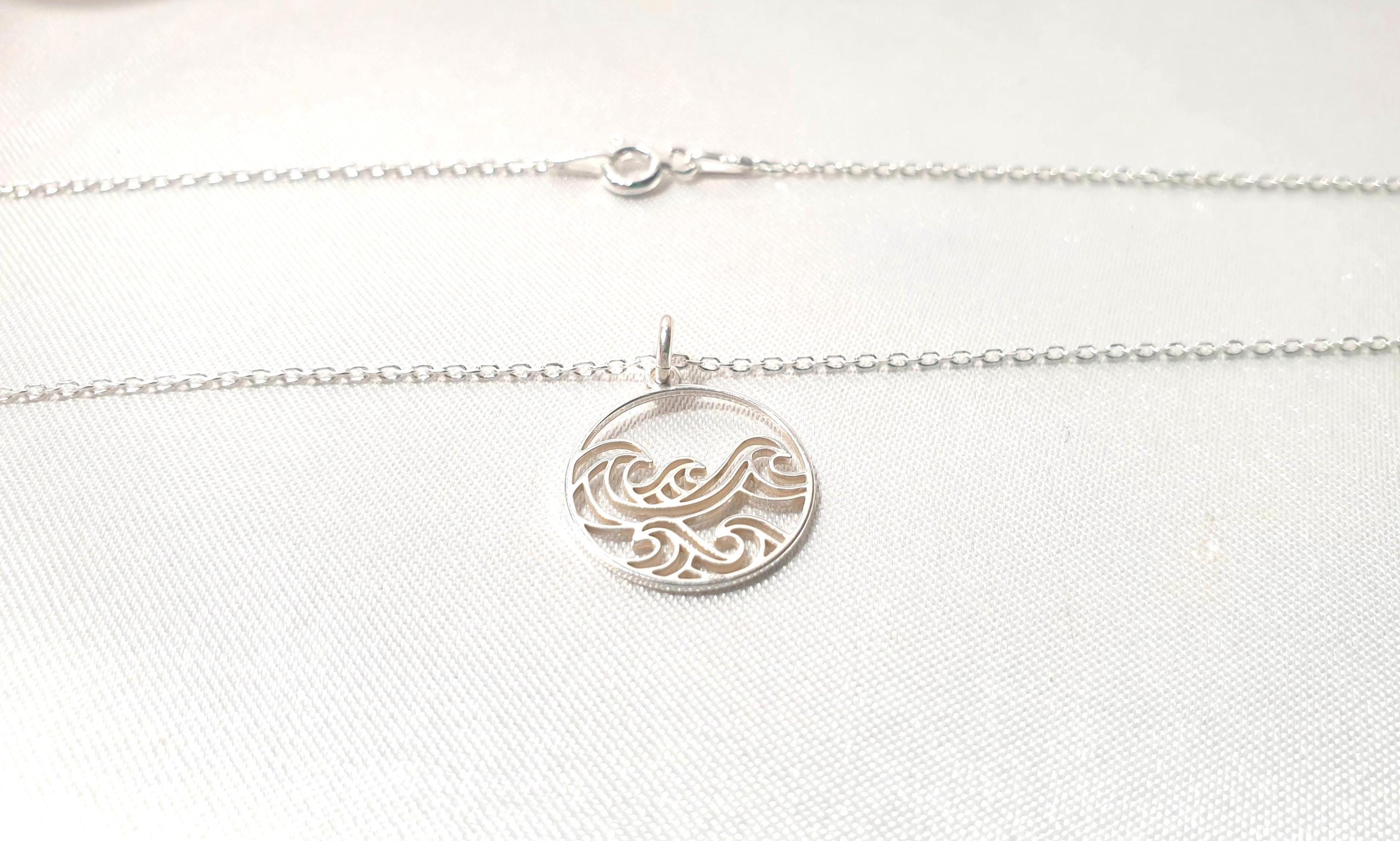 Collar de Onda de Plata de Ley - Colgante de Océano Grabado | Joyería Náutica