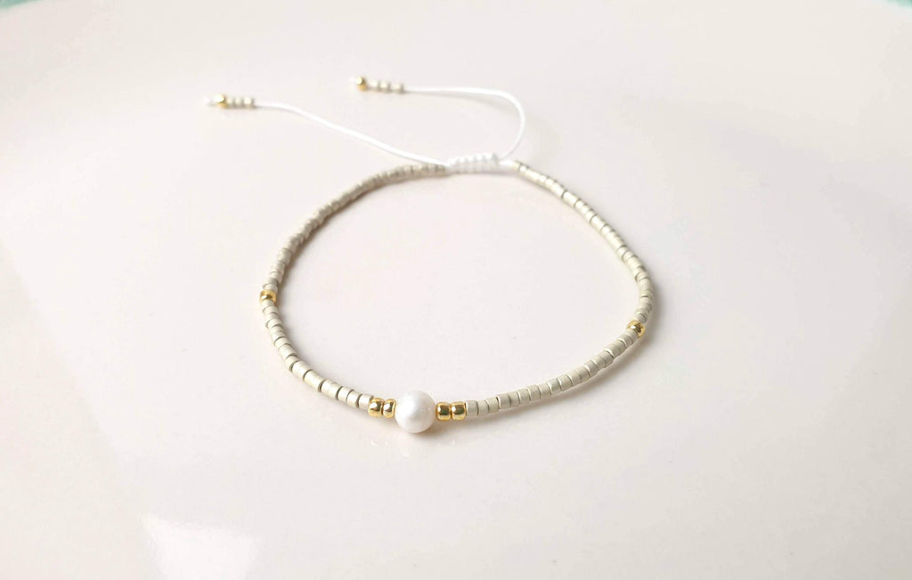 Cultivated Pearl Bracelet – Japanese Seed Beads | Adjustable String Bracelet, Minimalist Boho Style