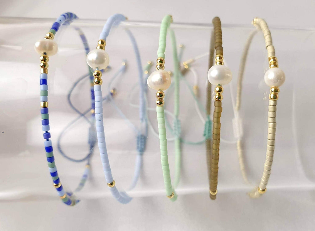 Cultivated Pearl Bracelet – Japanese Seed Beads | Adjustable String Bracelet, Minimalist Boho Style