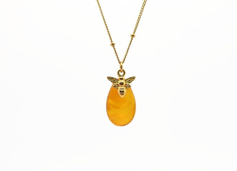 Yolk Butterscotch Honey Amber Pendant Necklace with Bee Charm, Nature Inspired Baltic Amber Jewelry
