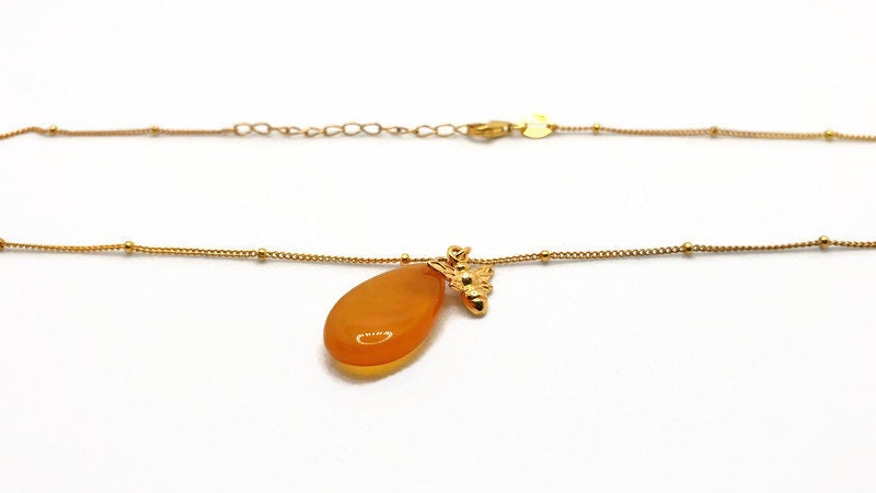 Yolk Butterscotch Honey Amber Pendant Necklace with Bee Charm, Nature Inspired Baltic Amber Jewelry