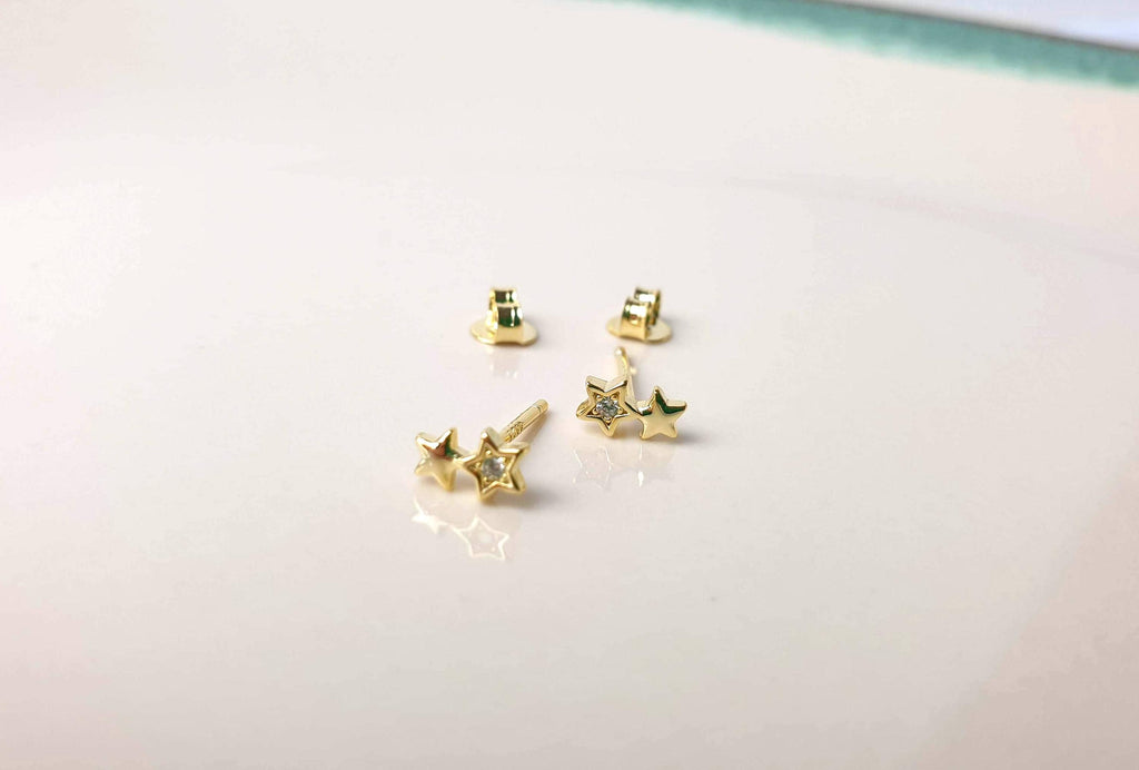 Magic Star Necklace and Stud Earrings Set in Gold Plated Silver and cubic circonia: Minimalist Celestial Jewelry