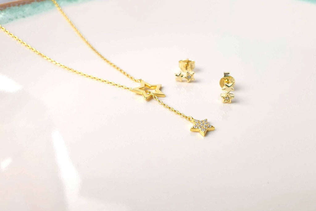 Magic Star Necklace and Stud Earrings Set in Gold Plated Silver and cubic circonia: Minimalist Celestial Jewelry